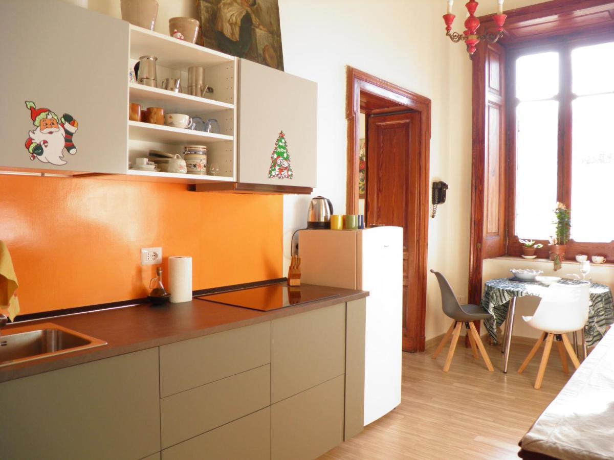 La Luna D'irene Appartement Napels
