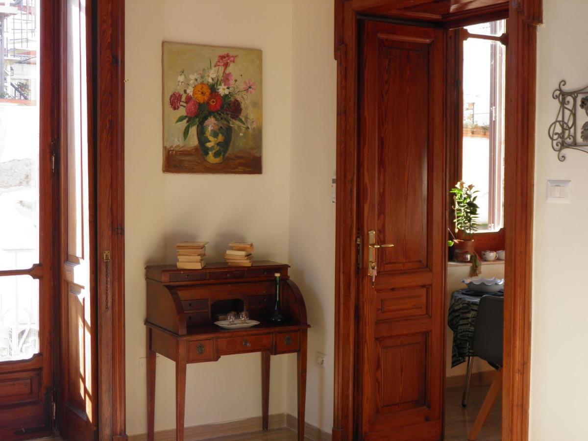 La Luna D'irene Appartement Napels